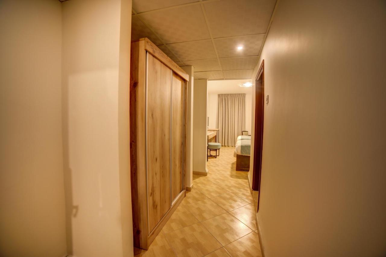 Crystal Hotel Акаба Экстерьер фото