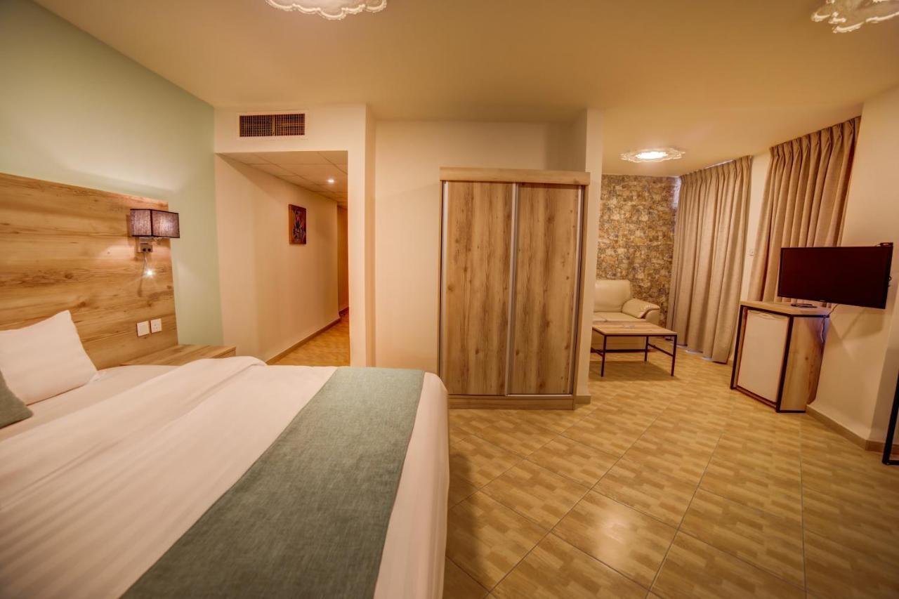 Crystal Hotel Акаба Экстерьер фото